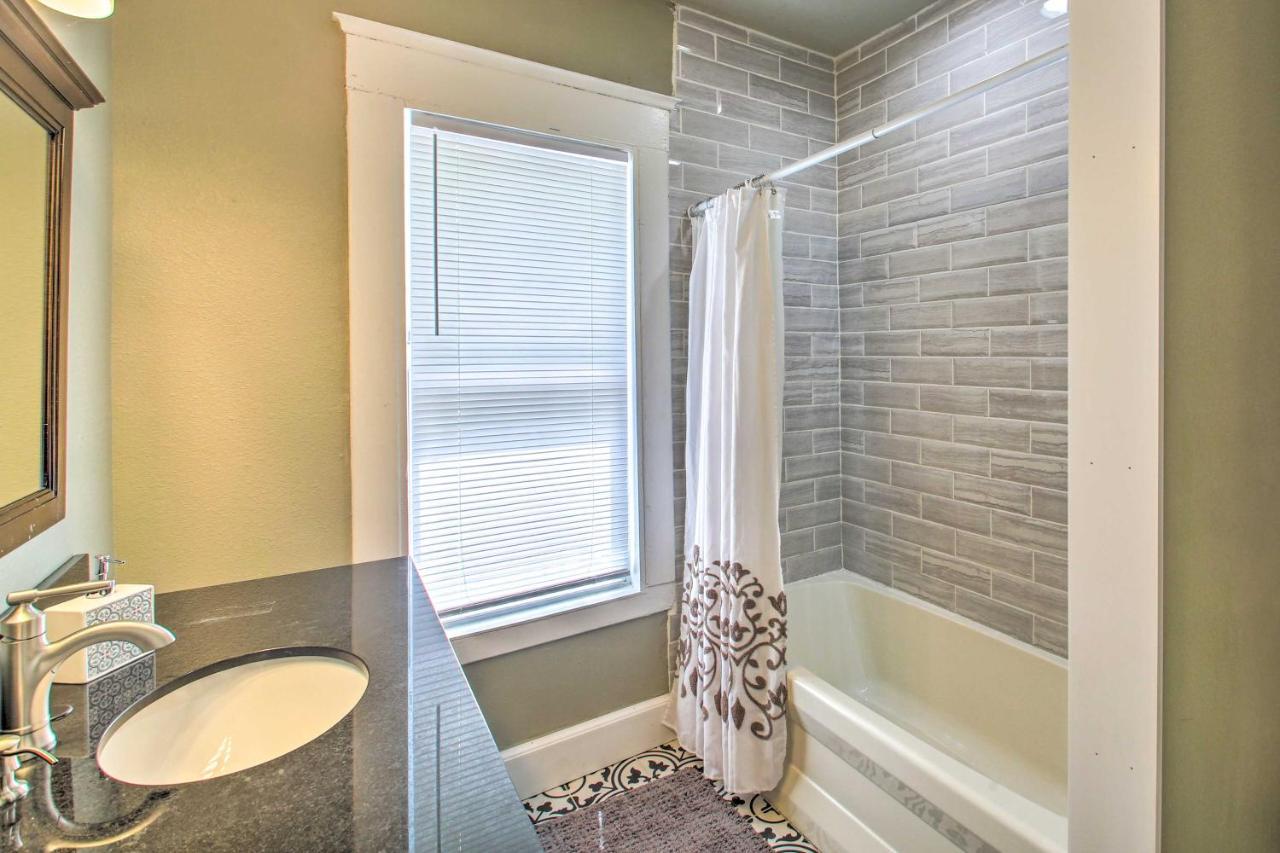 Historic Hot Springs Home Near Bathhouse Row! Exterior photo